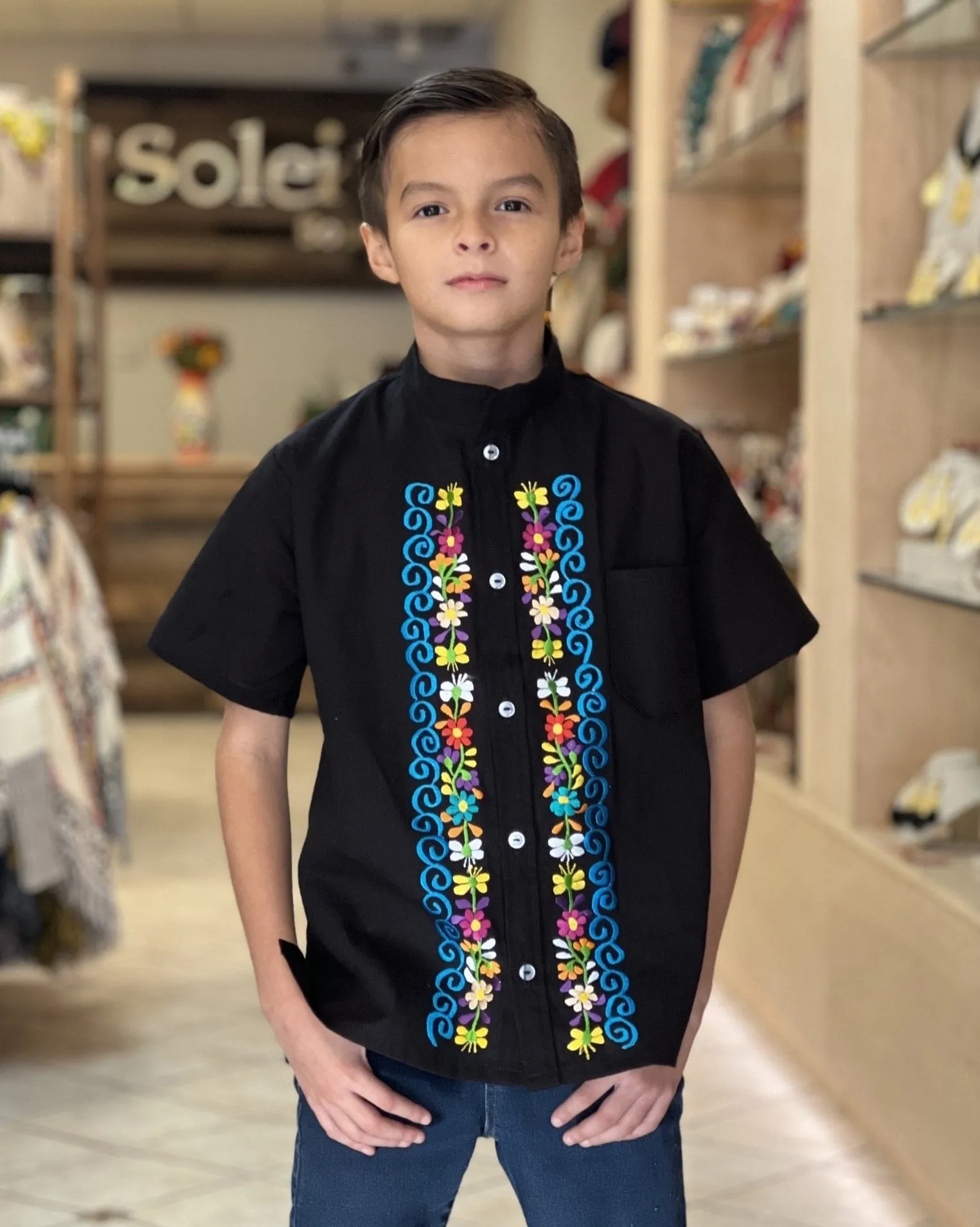 Guayabera Bordada Niño