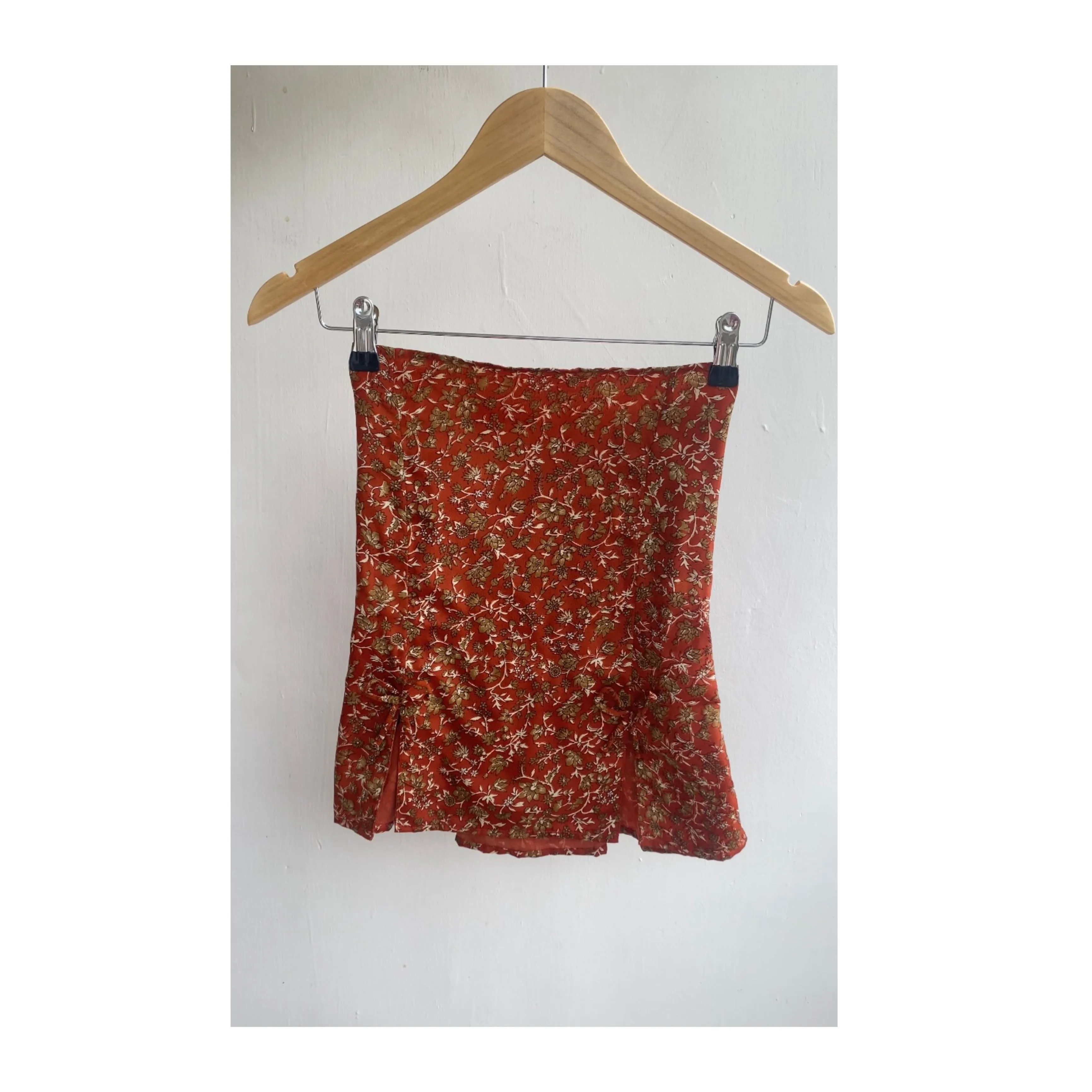 Rustic mughal motif top